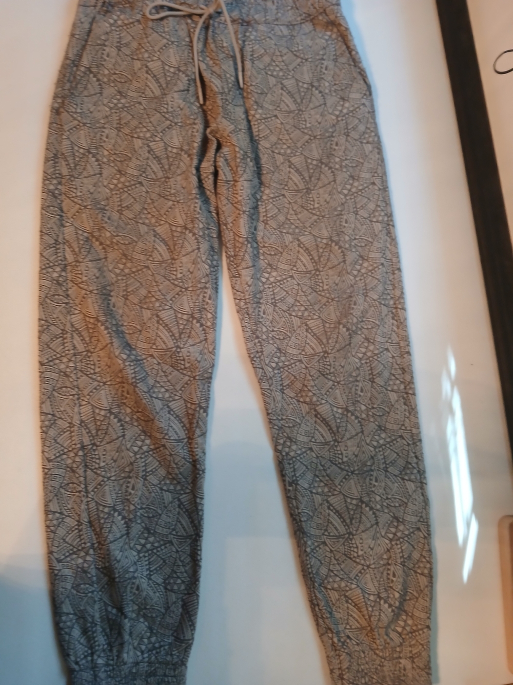 Men's Major Threads Printed Drawstring Jogger Pants L Gray And Cream